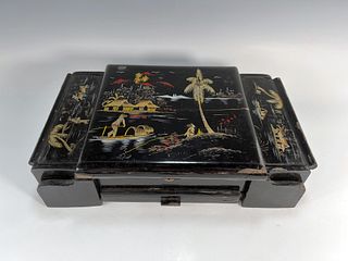 JAPANESE LACQUER VANITY JEWELRY BOX