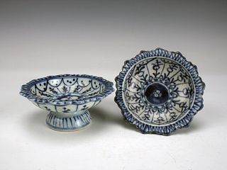 TWO SMALL BLUE & WHITE FOOTED BOWLS