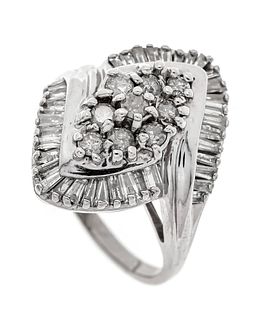 Brilliant-cut diamond ring WG