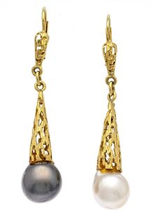 Pearl earrings GG 585/000 with