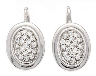 Brilliant-cut diamond earrings