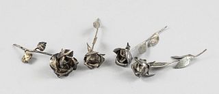 Four miniature roses, Italy, 2n