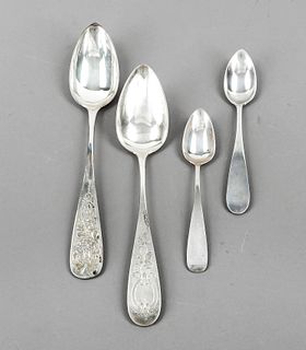mixed lot of 35 spoons, mostly
