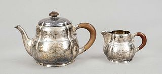 Art Deco teapot and creamer, pr