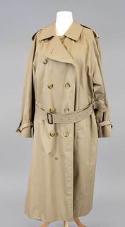 Burberry, classic men's trench coat