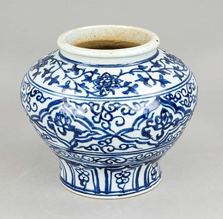 Yuan style vase, China, 19th/20th c