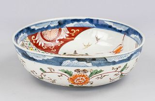 Large Imari bowl, Japan, c. 1900, p