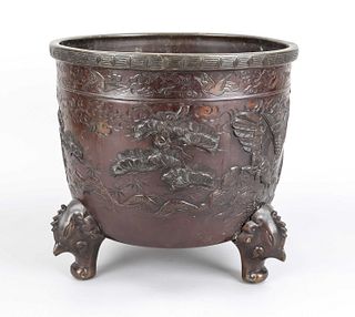 Phoenix cachepot in the shape of a
