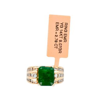 14K Yellow Gold 2.78ct Emerald and Diamond Ring