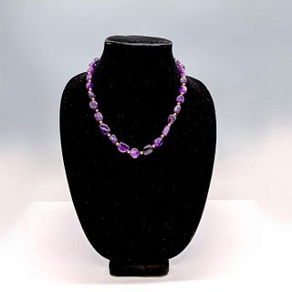 Beautiful Amethyst and Gold Tone Necklace