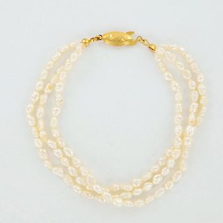 Elegant Three Strand Faux Pearl Bracelet