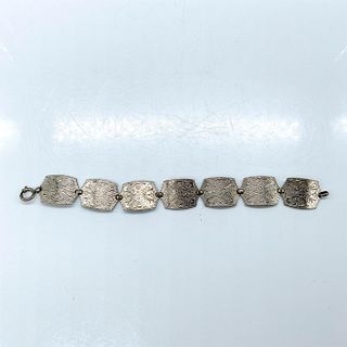 Victorian Pattern Silver Tone Link Bracelet