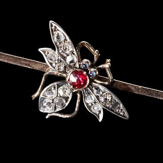 ANTIQUE VICTORIAN DIAMOND AND RUBY FLY BAR BROOCH