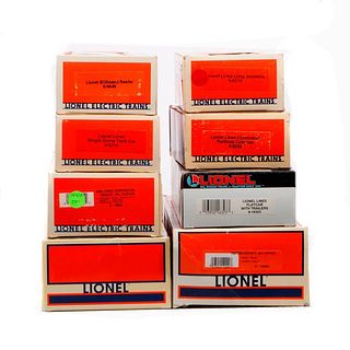 8 Lionel Lines O Gauge Freight Cars