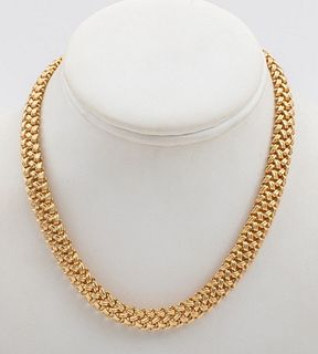 14K Yellow Gold Necklace With Interwoven Design
