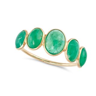 AN EMERALD FIVE STONE RING in 14ct yellow gold, set with five oval cabochon cut emeralds all tota...