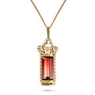 A PINK TOURMALINE AND DIAMOND PENDANT NECKLACE in 18ct yellow gold, the pendant set with an octag...