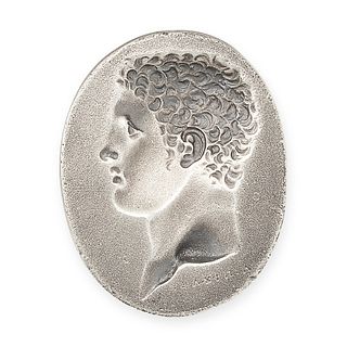 NO RESERVE - A SILVER INTAGLIO depicting the bust of a young Hercules, 2.2cm, 5.8g.
