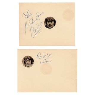 Bee Gees Signatures