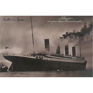 Titanic: Millvina Dean Signed Photograph