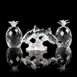 3pc Grouping of Cut Crystal Figurines, Pineapples and Fish