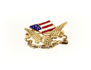 18K Figural Eagle Brooch Pin