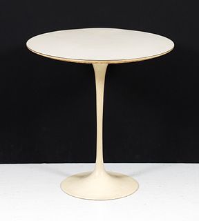 Eero Saarinen For Knoll Tulip Side Table 