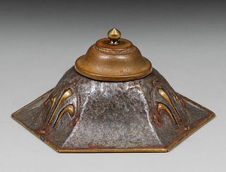 Paul Beau & Co - Montreal, Canada Hammered Iron & Brass Inkwell c1915-1922