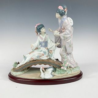 Springtime In Japan 1001445 - Lladro Porcelain Figurine + Base
