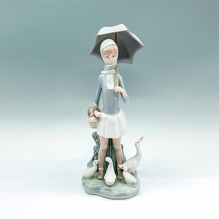 Girl With Umbrella And Geese 1004510 - Lladro Porcelain Figurine