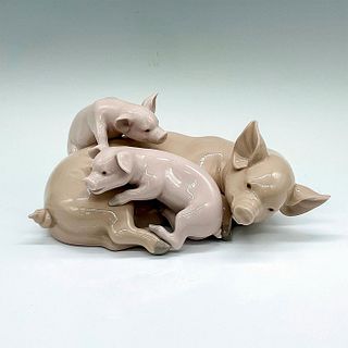 Playful Piglets 1005228 - Lladro Porcelain Figurine