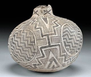 Anasazi Tularosa Pottery Black on White Jar