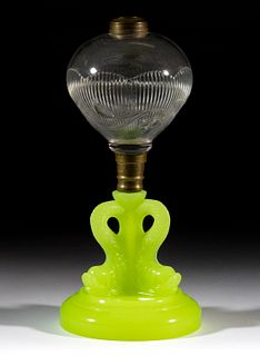 BELLFLOWER SINGLE-VINE FONT WITH TRIPLE-DOLPHIN BASE KEROSENE STAND LAMP