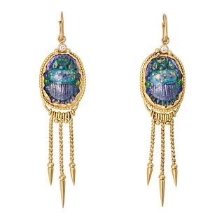 DEIRDRE FEATHERSTONE, A PAIR OF DIAMOND AND ENAMEL SCARAB BEETLE DROP EARRINGS in 18ct yellow gol...