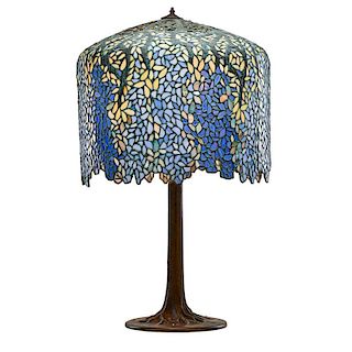 AMERICAN ARTS & CRAFTS Wisteria table lamp