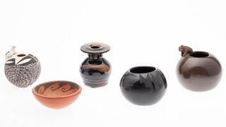 5 Native American Ceramic Vessels