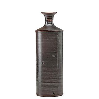 ROBERT TURNER Stoneware bottle
