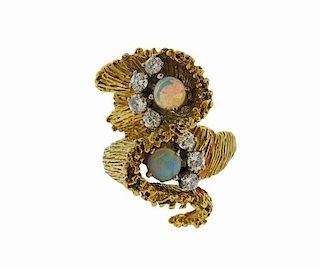 1970s 18K Textured Gold Diamond Opal Wavy Ring