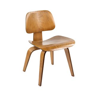 Early Eames for Evans Plywood Products DCW Chair