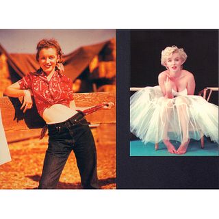 2pc Collectible Marilyn Monroe Postcards