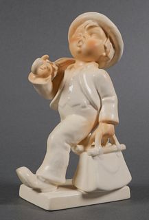 Rare HUMMEL Figurine Merry Wanderer White