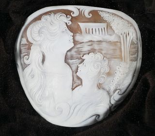 Antique Large Carved Shell Cameo "Arianna"