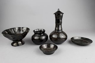 (5) Antique Indonesian Vessels
