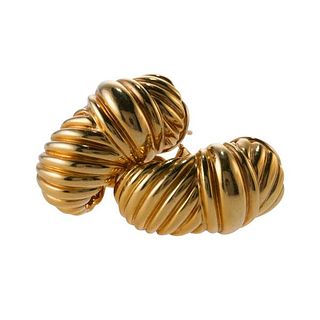 David Yurman  18k Gold Cable Shrimp Earrings