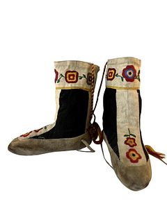 Heritage Piece, First Peoples Embroidered Moccasins