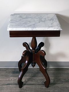 VICTORIAN STYLE END LAMP TABLE WITH MARBLE TOP