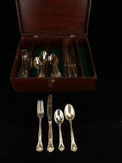 GOLDINGER GOLD TONED FLATWARE IN SILVER CHEST