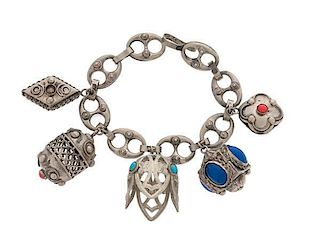 Perruzzi-Style Charm Bracelet in Silver 