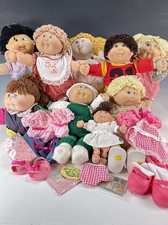 CABBAGE PATCH DOLLS AND ACCESSORIES