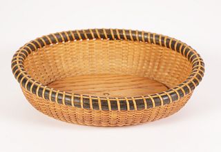Oval Shallow Nantucket Basket By Manny Dias